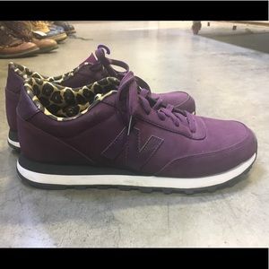 Purple suede New Balance- sz 9 like new !